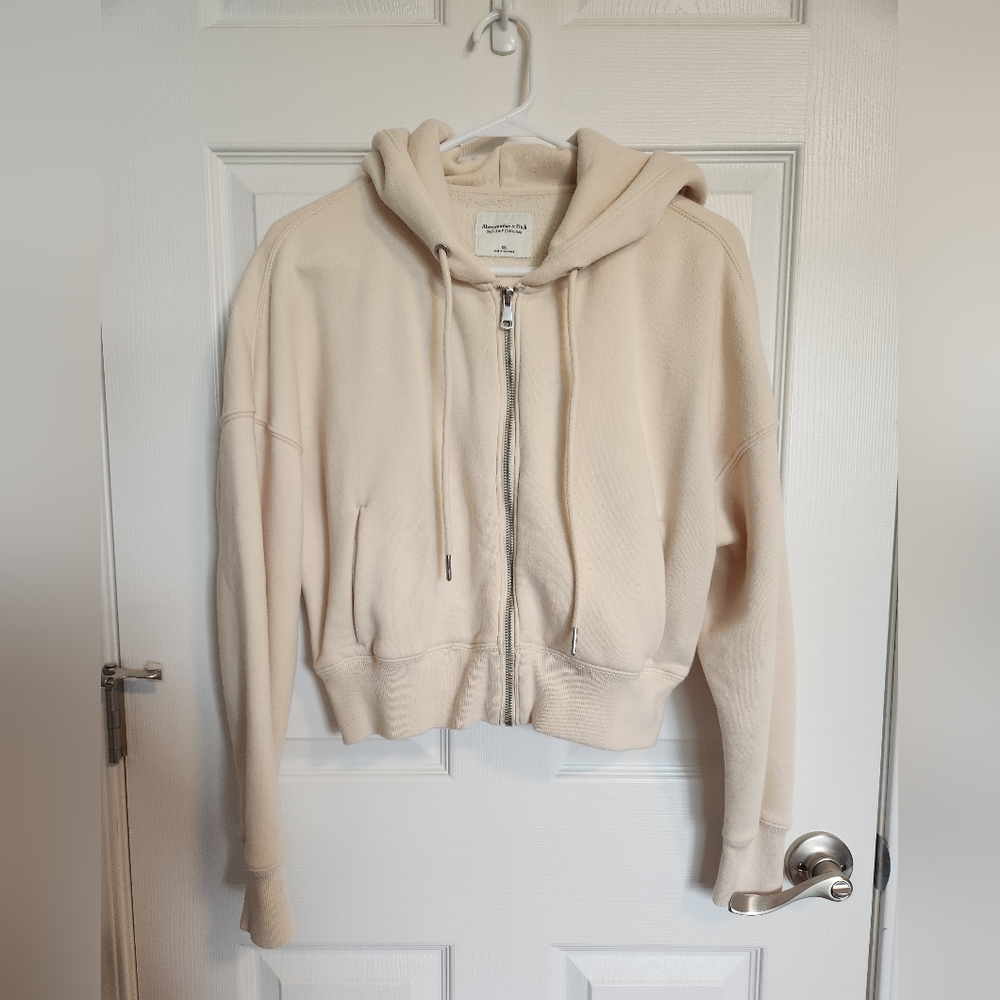 A&F SoftAF Easy Wedge Hoodie & Short Set